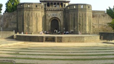 5 Super Haunted Places in India.