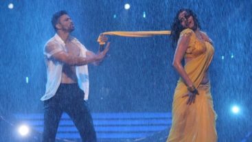 All eyes on Karishma Tanna on JDJ9