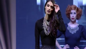 Beauties in Black Dazzle at IIFA Rocks Fashion Show