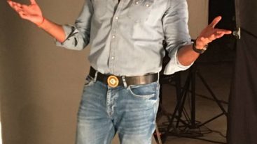 Charming Karanvir Bohra is all set to steal hearts on Naagin 2!