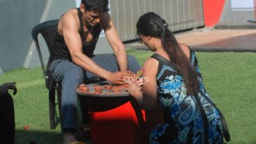 Housemates gear-up for Diwali