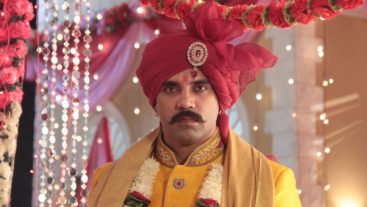 Ishq Ka Rang Safed Exclusive: Tripurari gets hitched!