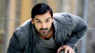 John Abraham's looks in 'Force 2'