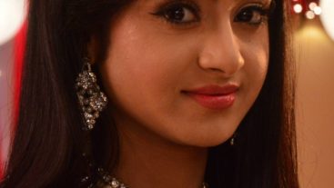 Leaked! A stranger tries to spoil Rajat and Anushka’s night! #Shastri Sisters