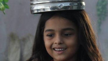 On Sets: Chakor In A Playful Mood #Udann