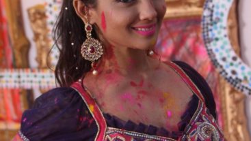 Rang De Colors : Adaa Khan performs on 'Hotho pe lagai to hungama ho gaya'