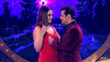 Salman and Sonakshi recreate the Dabangg magic on Bigg Boss 10!