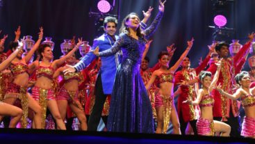 Sonakshi Sinha Shines at IIFA 2016