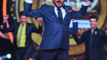 Super Lively Anil Kapoor on Jhalak Dikhhla Jaa Season 9