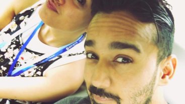 Take a look at these adorable selfies of Anita Hassanandani with her hubby dearest!