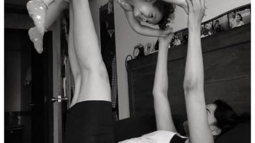 Take a look at these incredibly adorable pictures of Shruti Seth with her daughter Alina