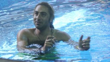 Tale of a fish in the pool #BB8