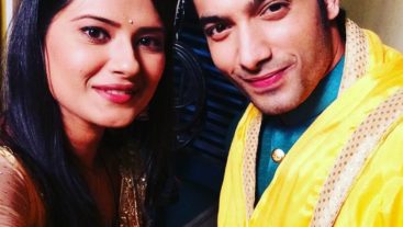 Tanuja and Rishi of Kasam thank their fans in a cute video!