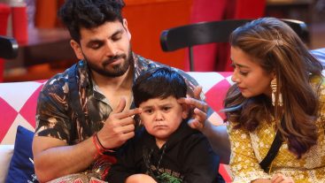 Abdu’s Golden Shoes!