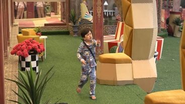 Abdu loses his temper