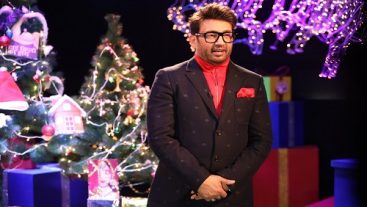 Shekhar Suman roasts the contestants!