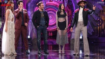 Weekend Ka Vaar with Rohit Shetty, Ranveer Singh, Pooja Hegde, Jacqueline Fernandez and Varun Sharma!