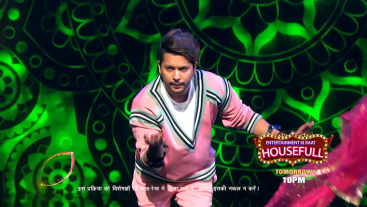Entertainment Ki Raat Housefull | Mon-Sun 10pm | Colors