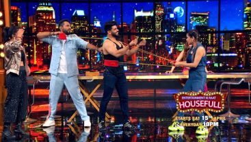 Entertainment Ki Raat Housefull | 15 April Onwards Mon-Sun 10pm | Colors